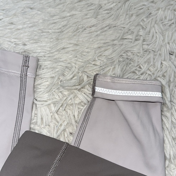 Lululemon Speed Wunder Tight *Asym Half Moon / Light Chrome - Picture 7 of 7